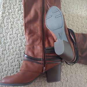 Brown tall boot